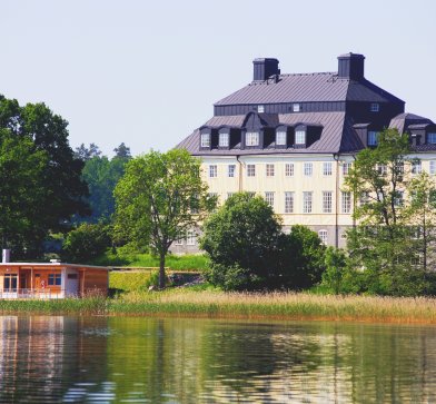 Neben einem Hotel in Stockholm beinhaltet die Städtereise auch eine Unterkunft in Rimforsa