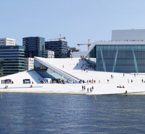 Der Urlaub lädt nicht nur zum Entdecken der Fjorde ein, auch Oslo kann erkundet werden. 