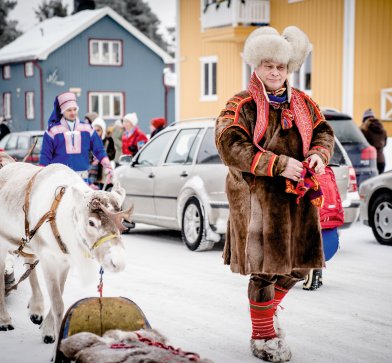 Wintermarkt in Jokkmokk, Fotograf Carl-Johan Utsi