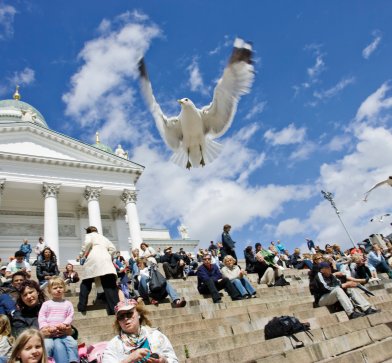 Die Helsinki Rundreise beginnt in der finnischen Hauptstadt, wo man beispielsweise die Kathedrale bestaunen kann.