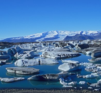 Ebenfalls besuchen Sie bei der Mietwagenrundreise die Gletscherlagune Jökulsárlón.