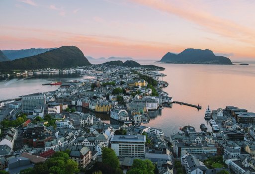 Beispielsweise Ålesund …